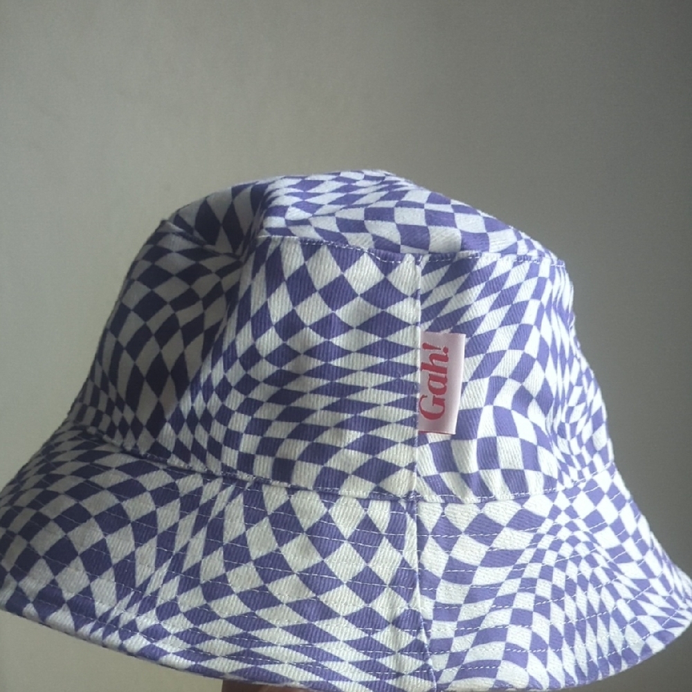 Lisa Says Gah! Bucket Hat